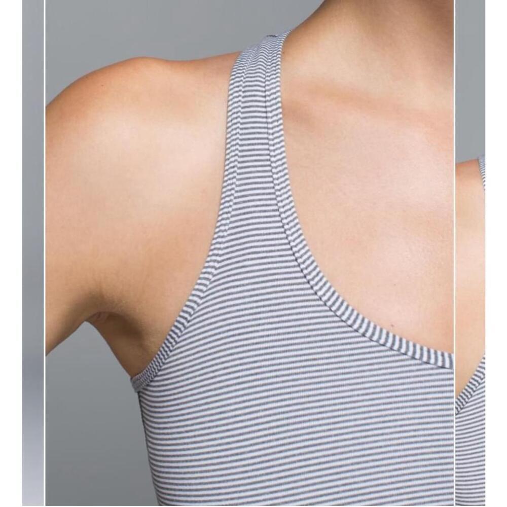 Lululemon Cool Racerback
Tonka Stripe Heathered Slate White - Picture 2 of 6